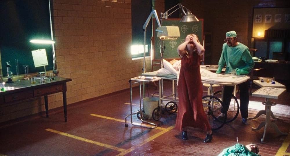 Chained for Life（原題）の画像