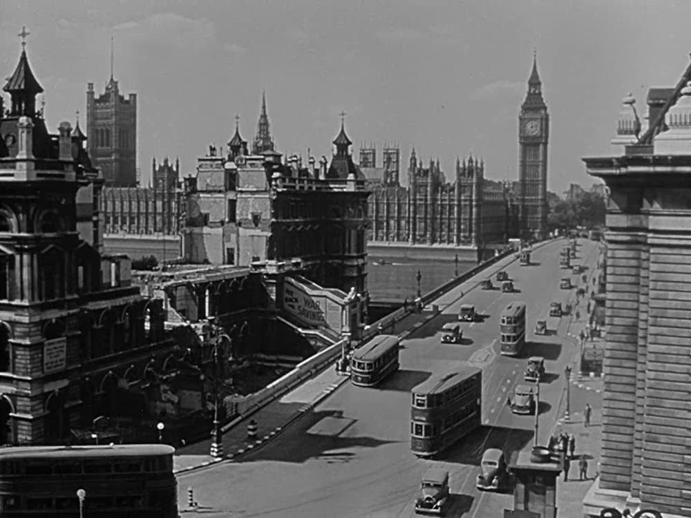 地球の静止する日の画像