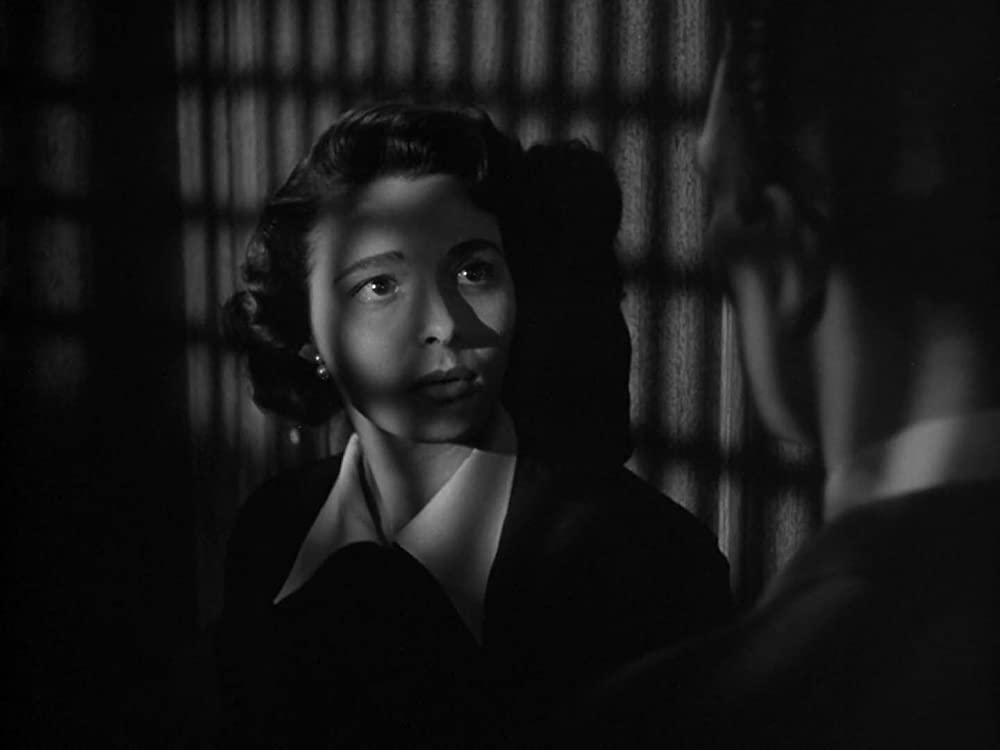 「地球の静止する日」パトリシア・ニールの画像