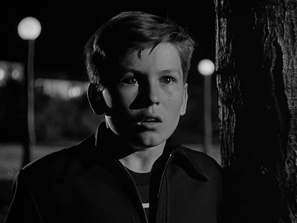 地球の静止する日の画像