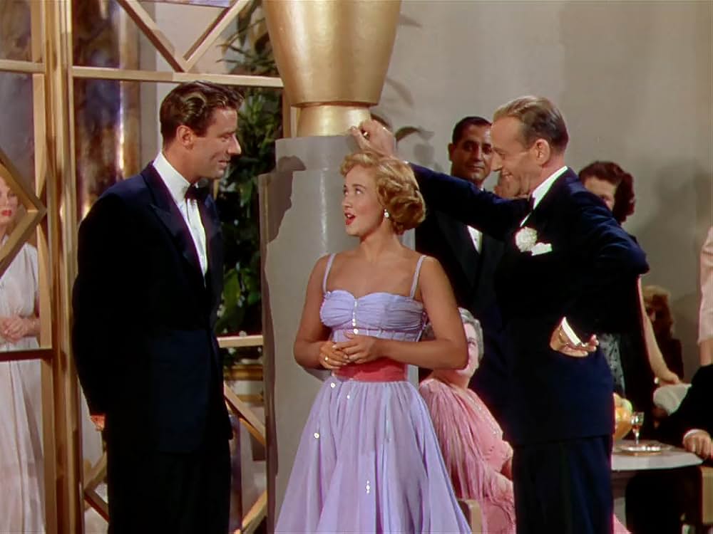 恋愛準決勝戦／ロイヤルウェディングの画像