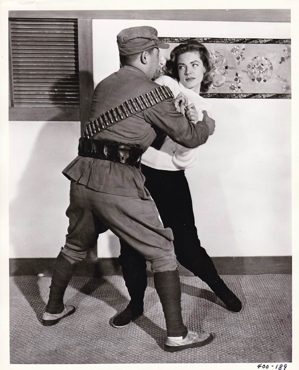 中共脱出の画像