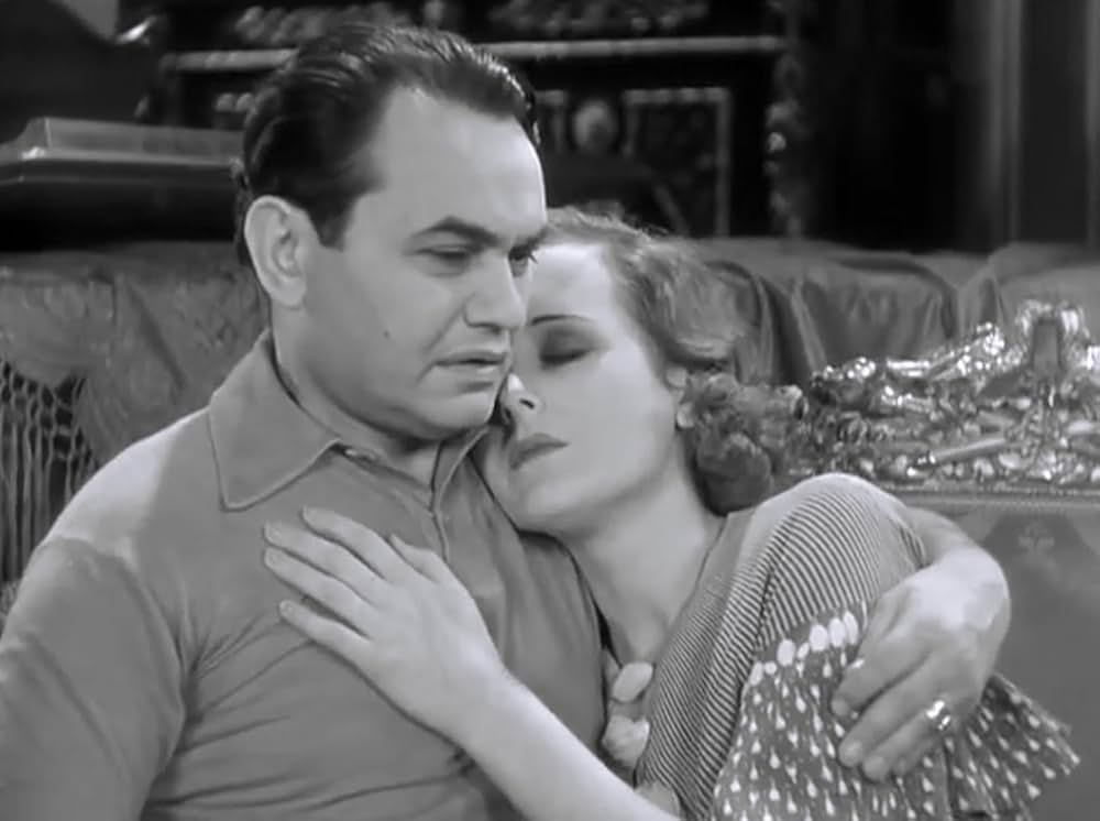 笑ふ巨人の画像