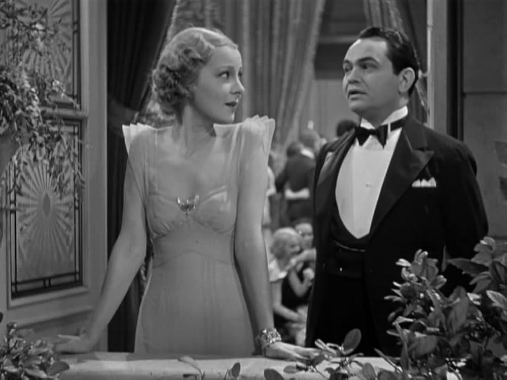 笑ふ巨人の画像