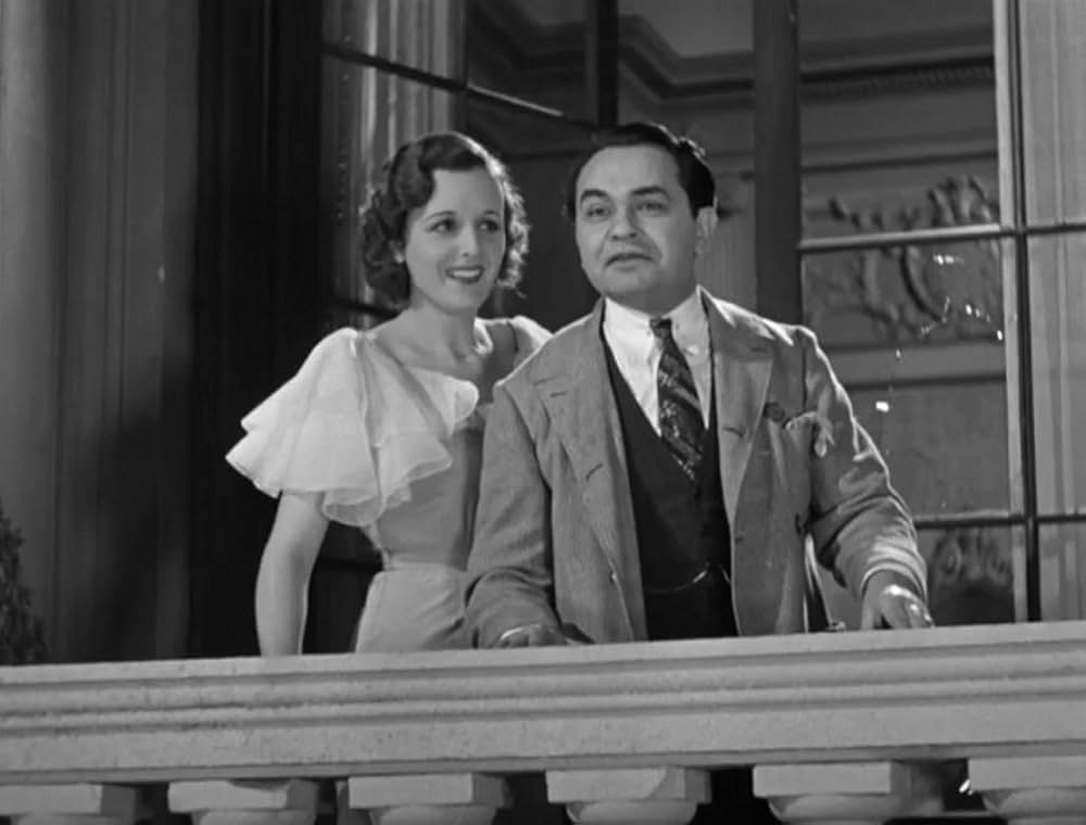 笑ふ巨人の画像