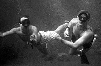 フロッグメンの画像