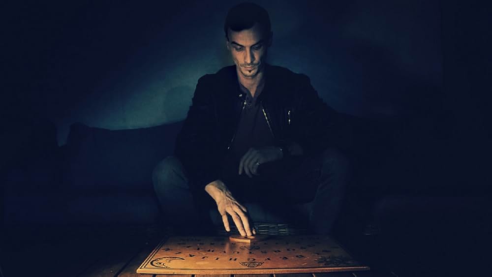 超常現象調査官の写真