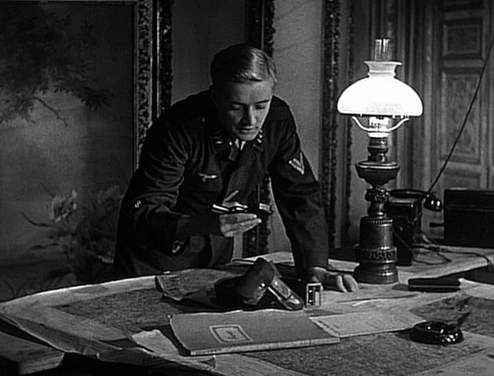 暁前の決断の画像