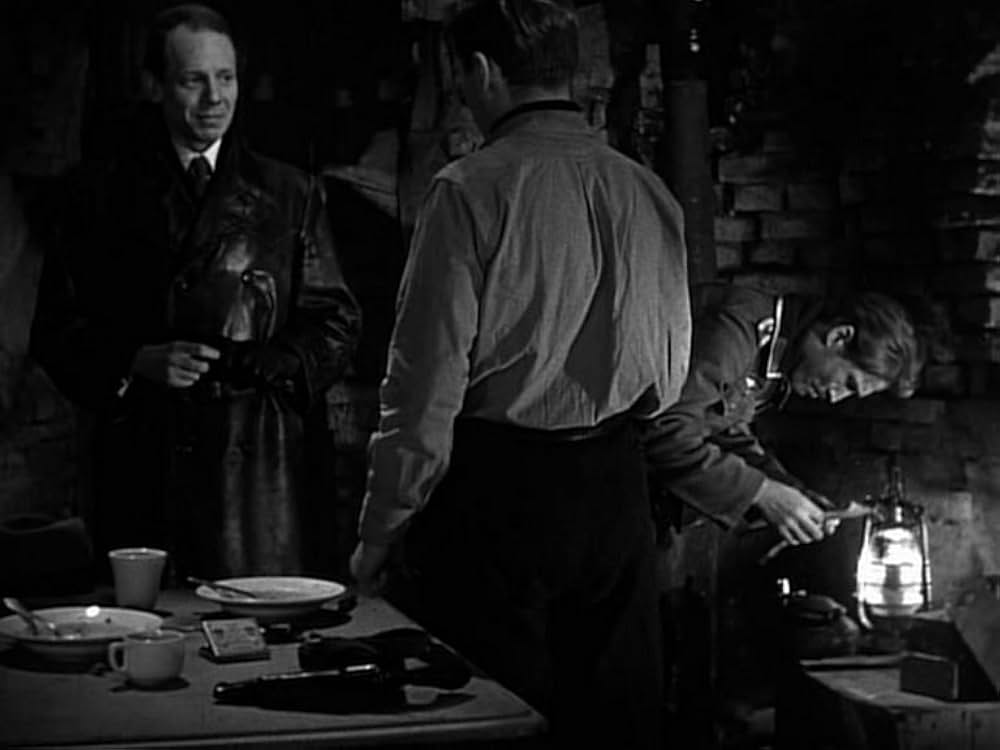 暁前の決断の画像