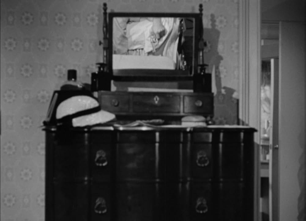 Cause for Alarm!（原題）の画像