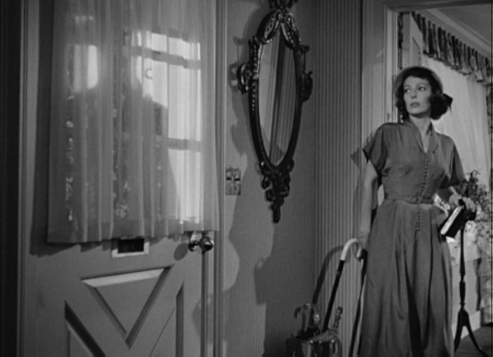 Cause for Alarm!（原題）の画像