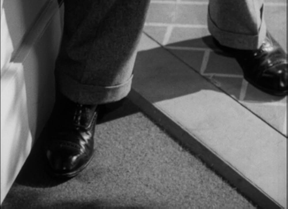 Cause for Alarm!（原題）の画像