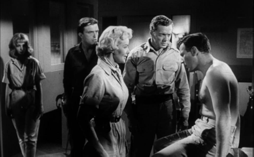 X星から来た吸血獣の画像