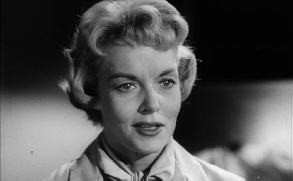 X星から来た吸血獣の画像