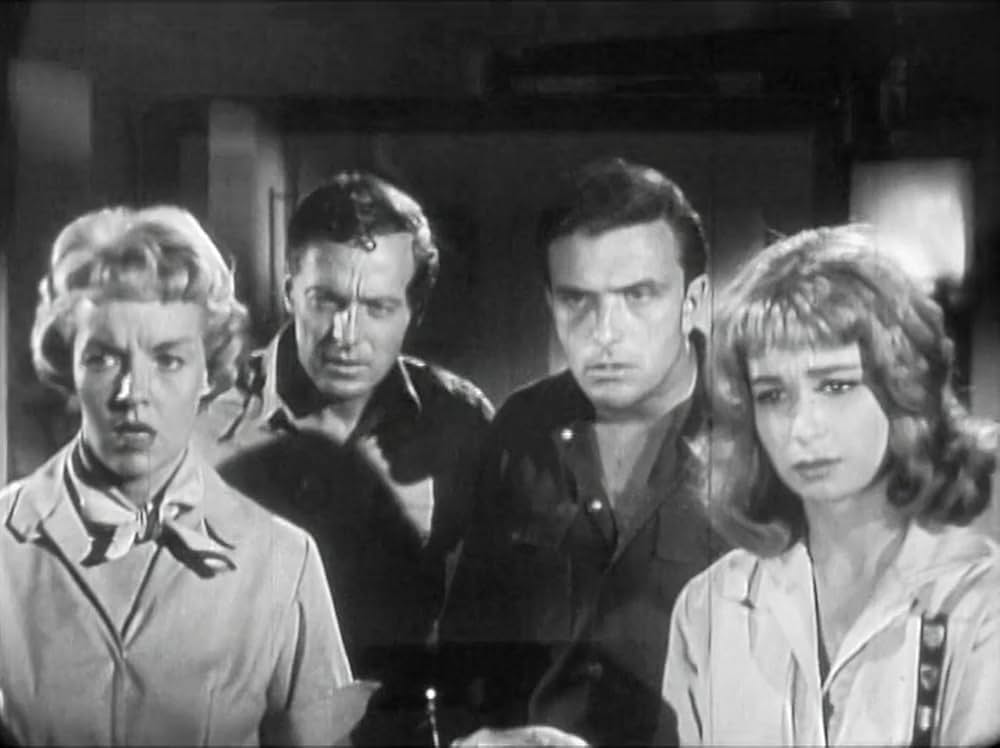 X星から来た吸血獣の画像