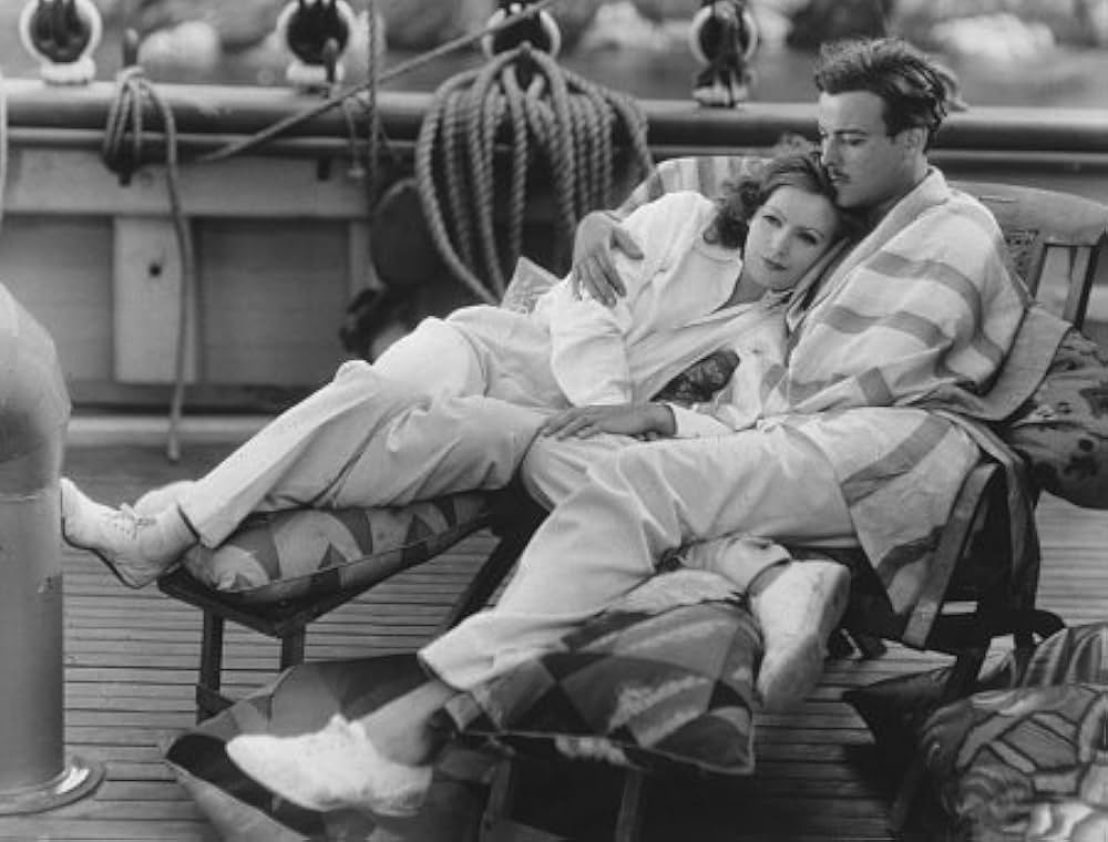 船出の朝の画像