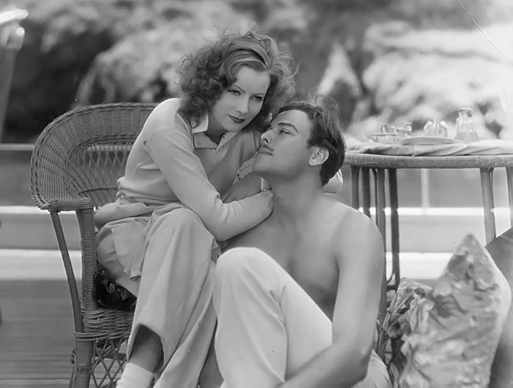 船出の朝の画像