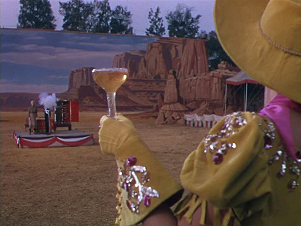 アニーよ銃をとれの画像