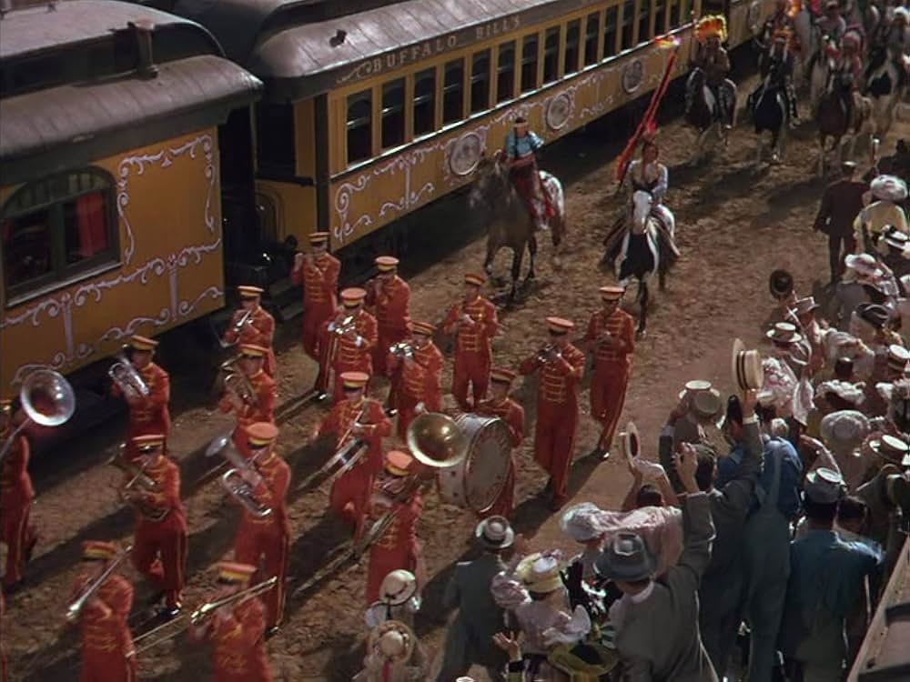 アニーよ銃をとれの画像