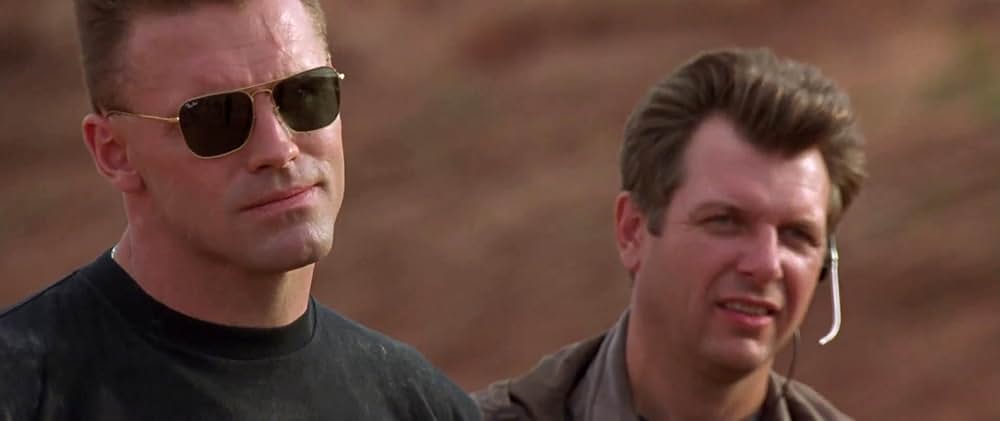 ブロークン・アローの画像