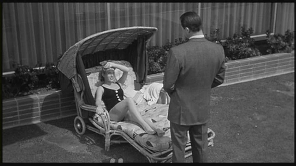 偽装の女・闇の中の捜査網の画像