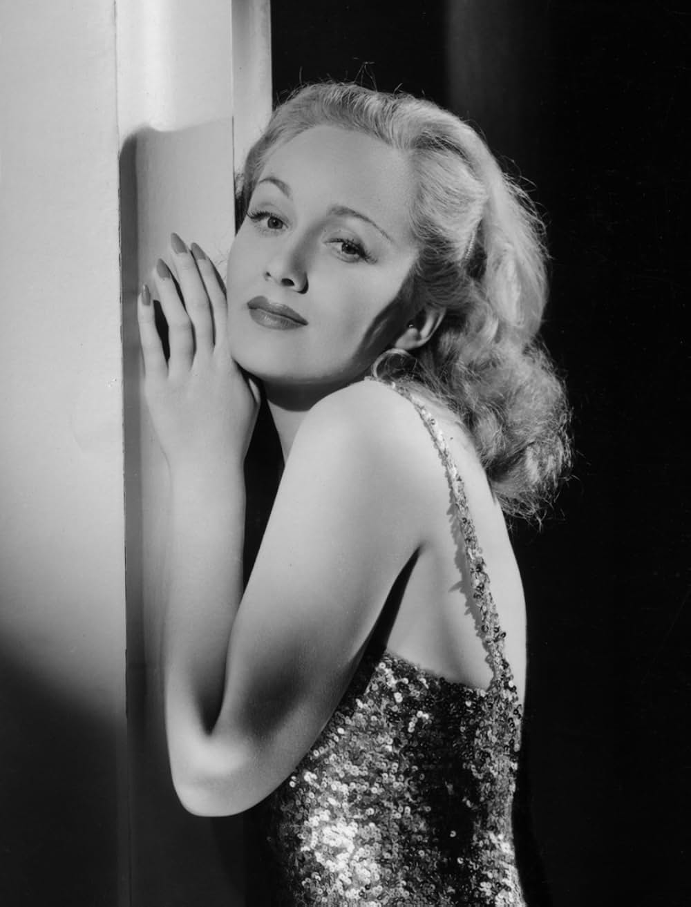 戦慄のスパイ網の画像