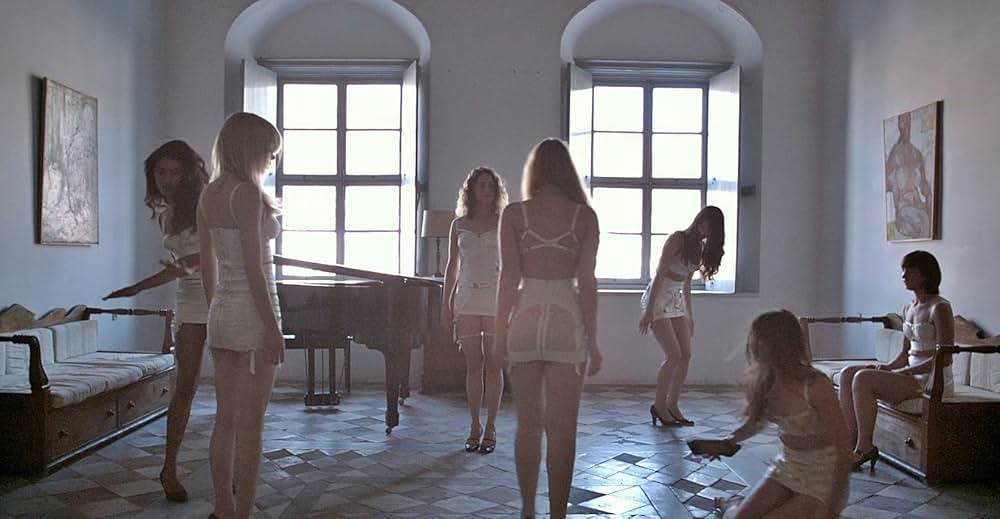 The Capsule（原題）の画像