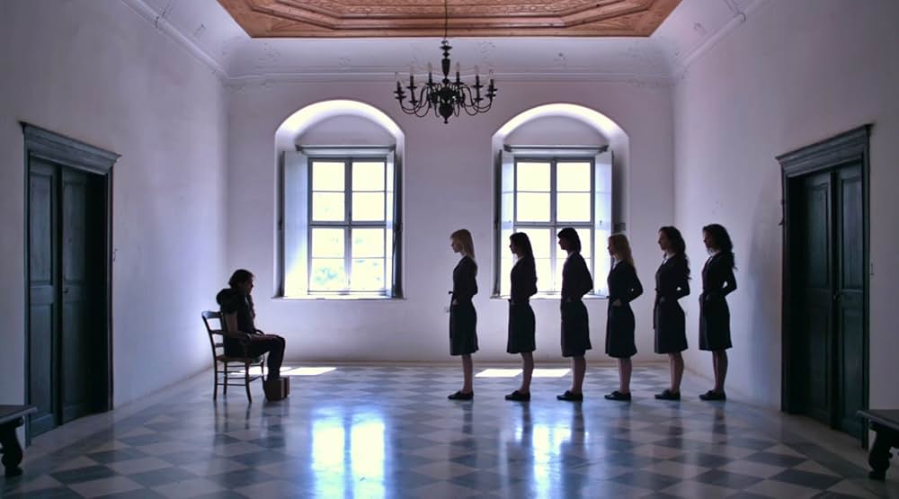 The Capsule（原題）の画像