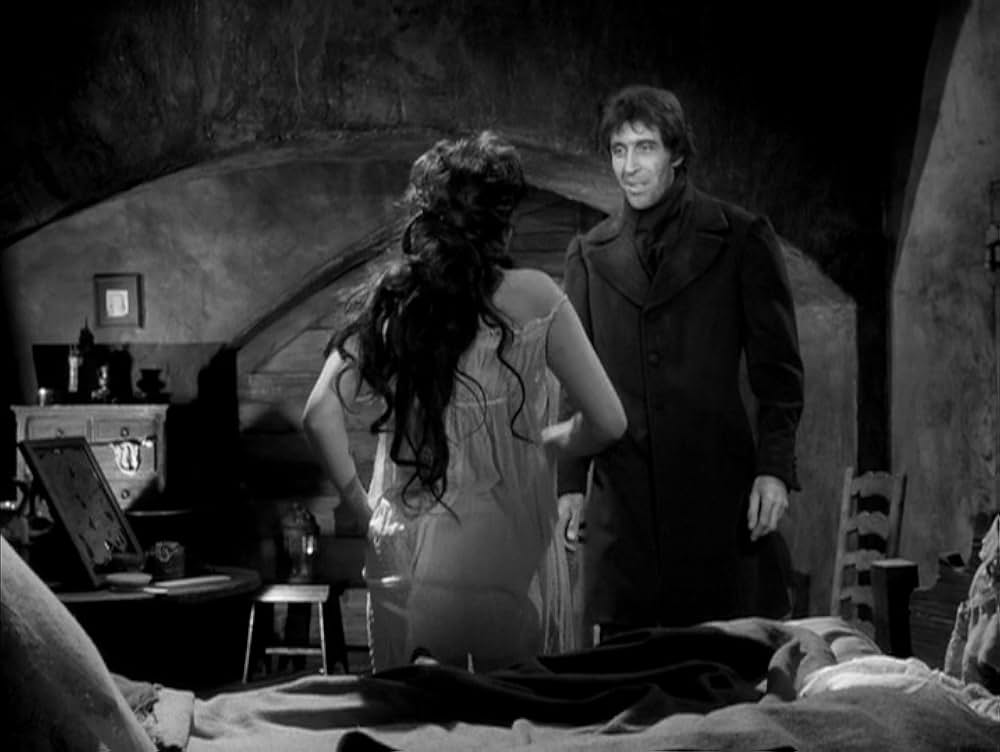 悪魔の白衣の画像