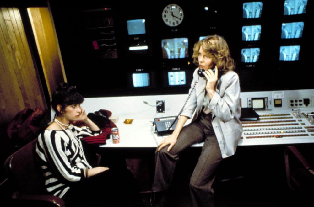 暗闇からの脱出の画像