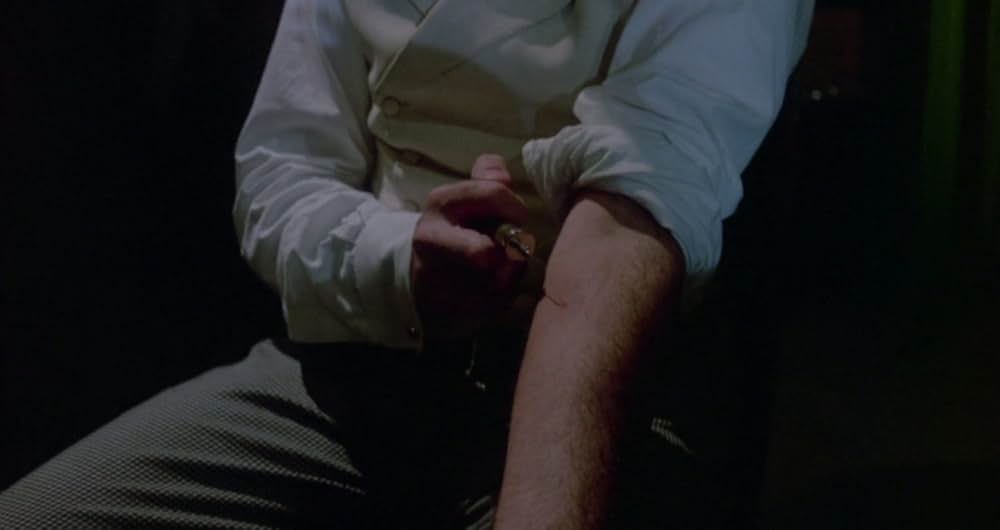 怪奇！二つの顔の男の画像