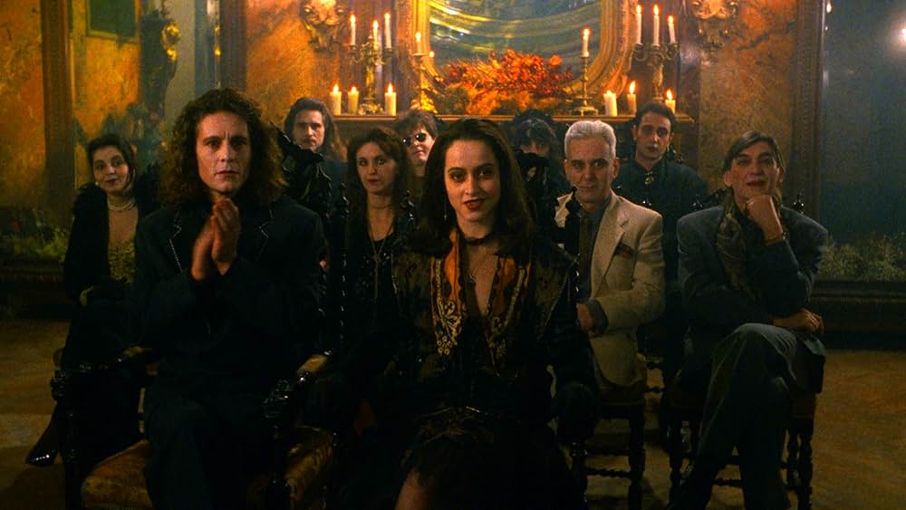 血と薔薇の画像