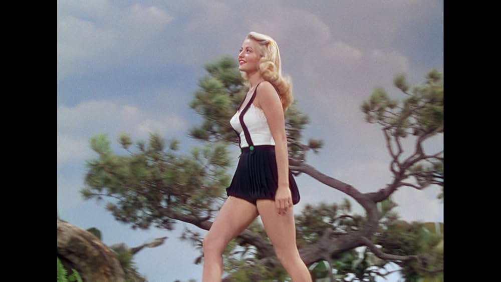 水着の女王の画像