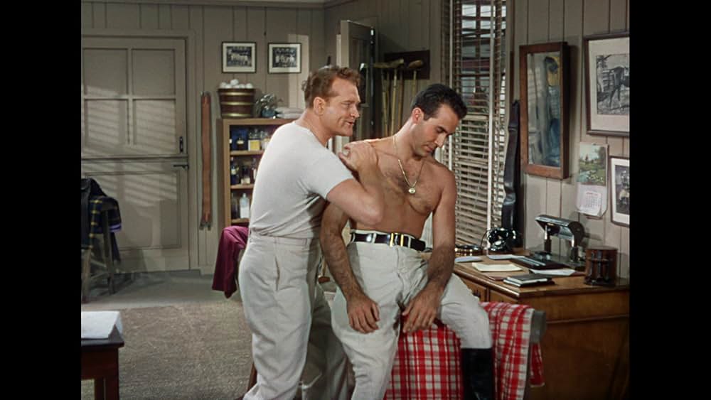 水着の女王の画像