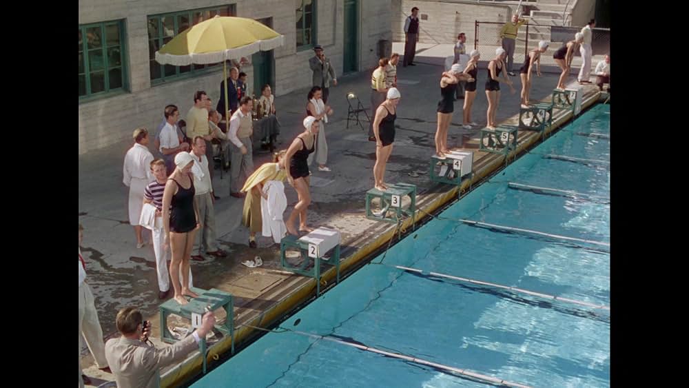 水着の女王の画像