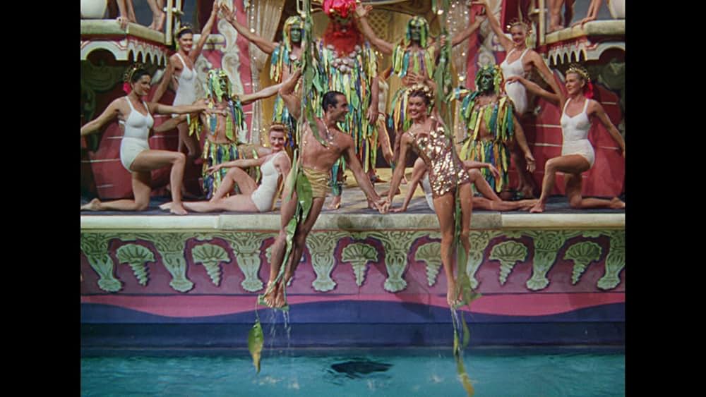 水着の女王の画像