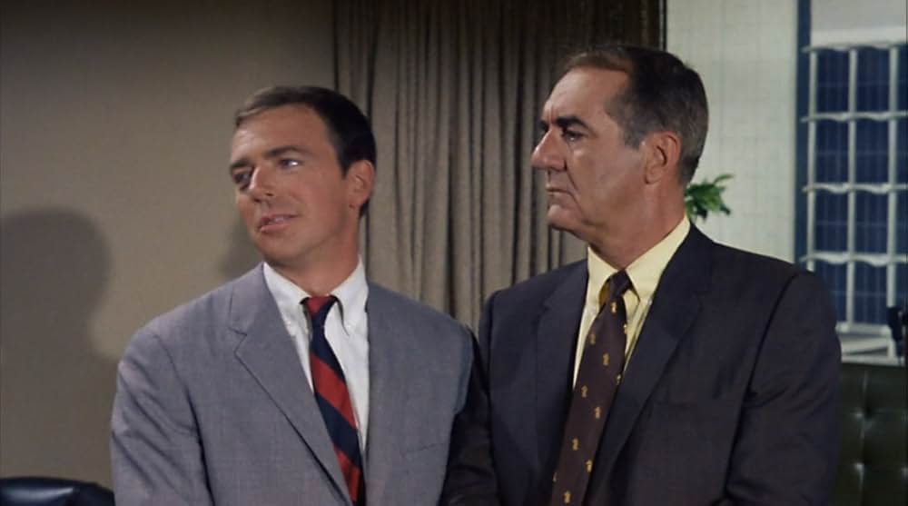 海軍てんやわんや騒動記の画像