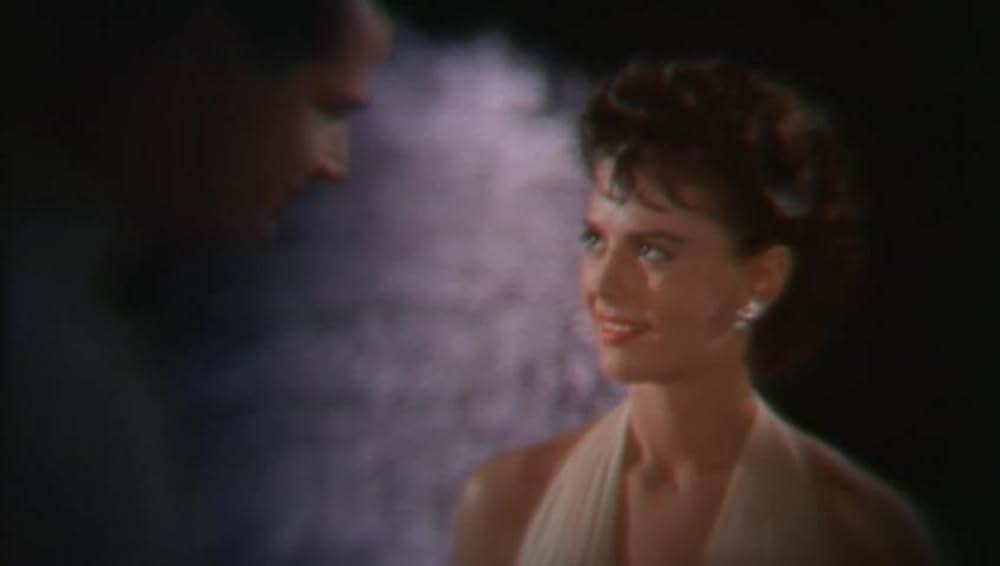 札束とお嬢さんの画像