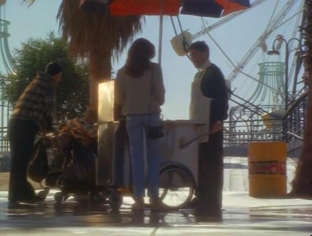 見せたがる女の画像