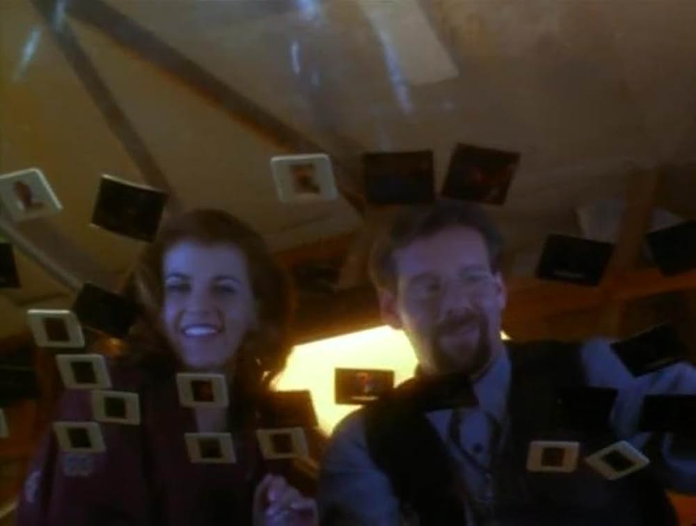 見せたがる女の画像