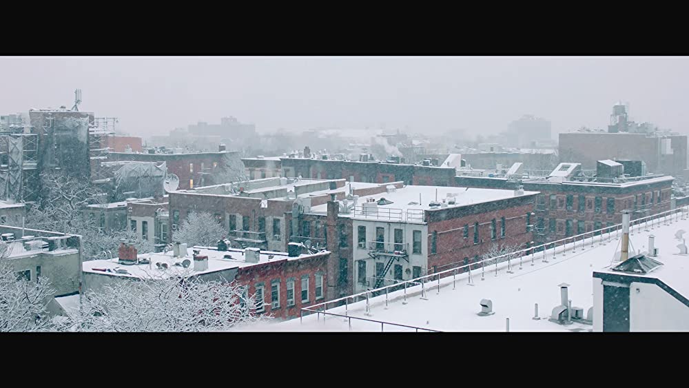 向かいの窓の画像