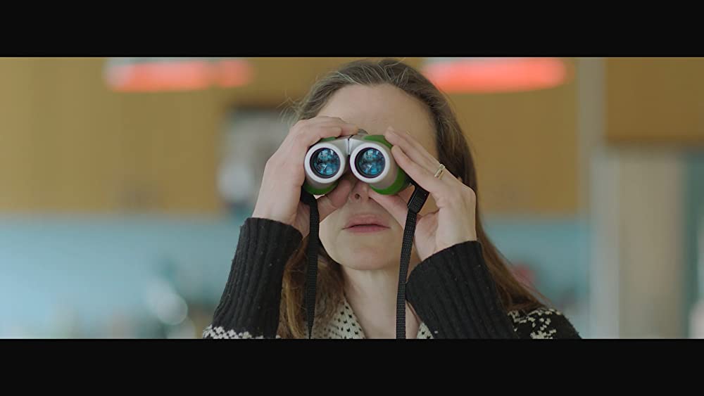 向かいの窓の画像