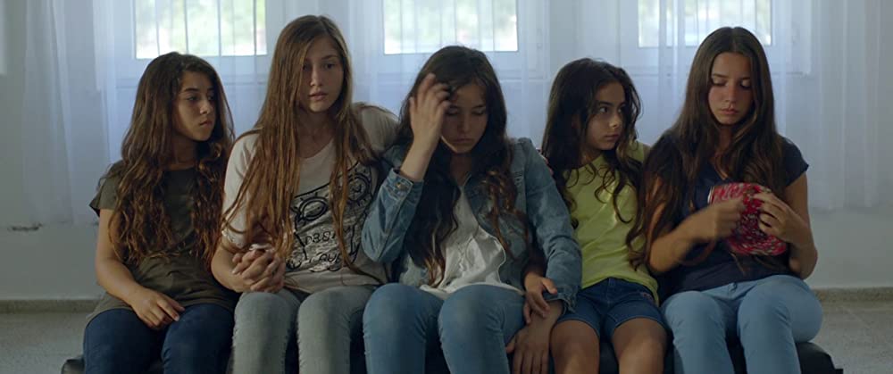 裸足の季節の画像