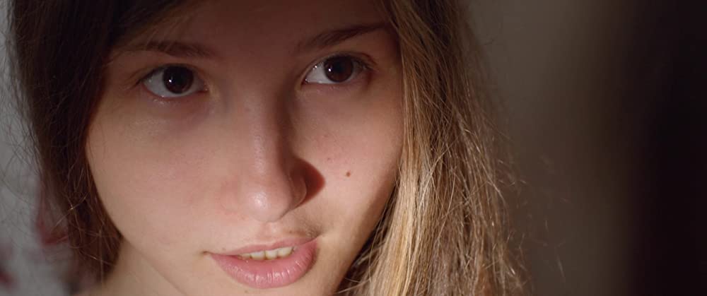 裸足の季節の画像