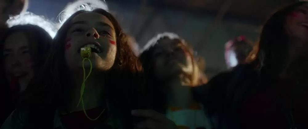 裸足の季節の画像