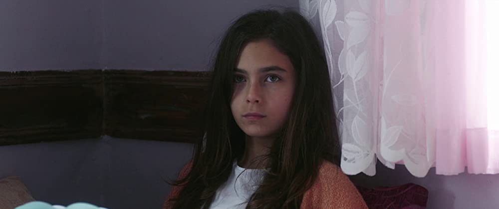 裸足の季節の画像