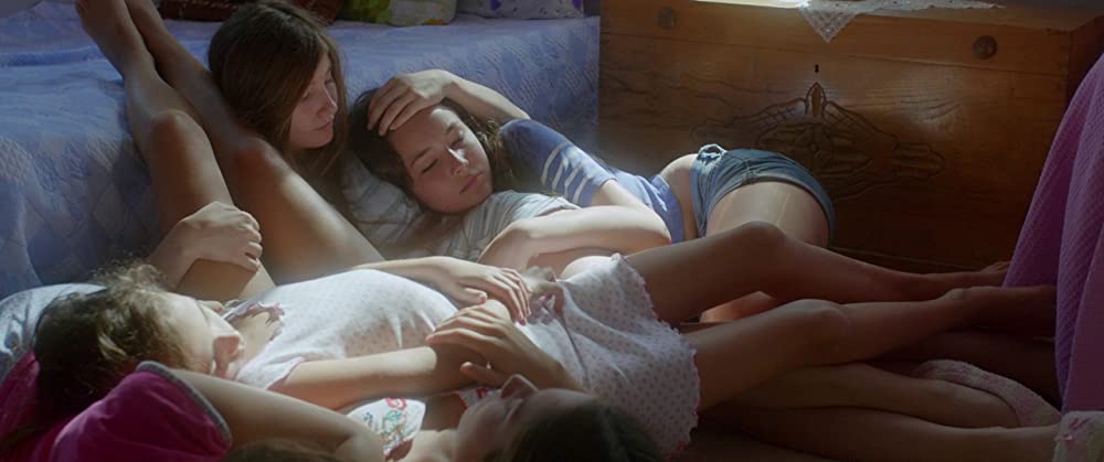 裸足の季節の画像