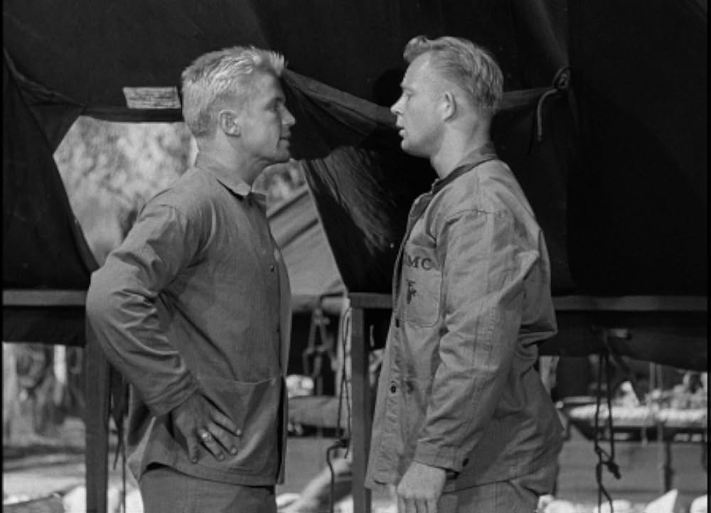 硫黄島の砂の画像