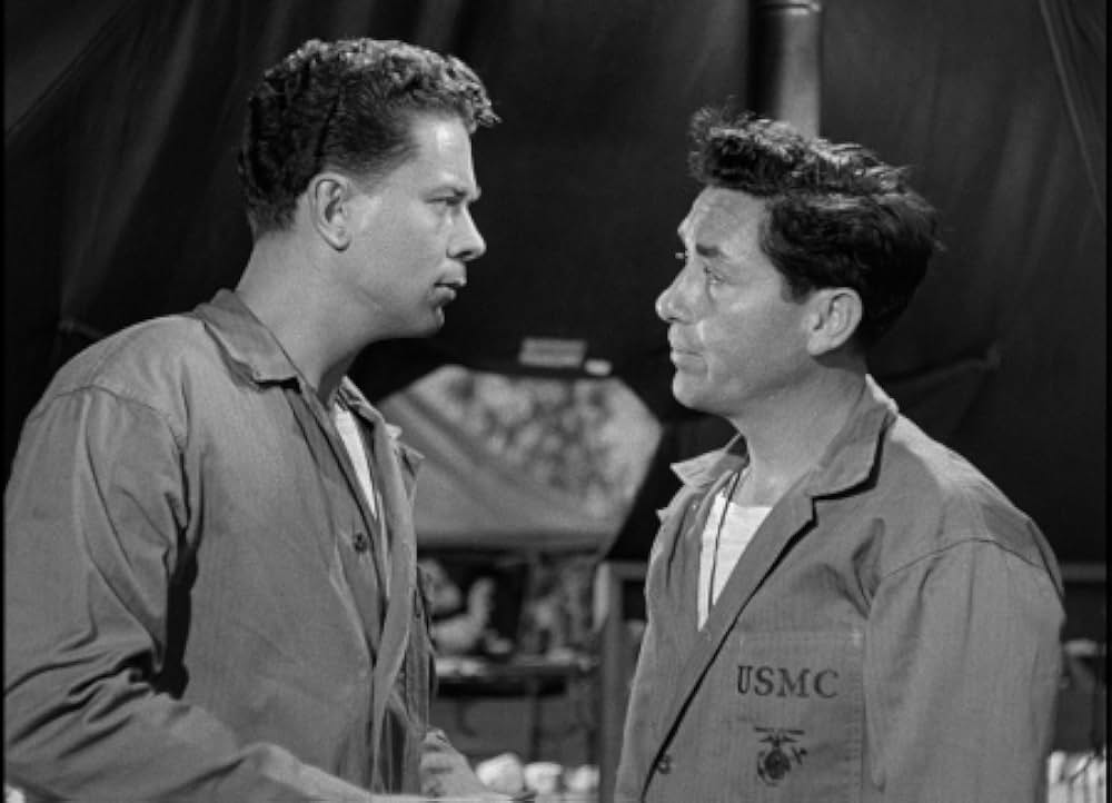 硫黄島の砂の画像