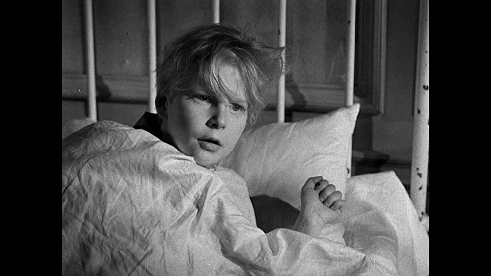 落ちた偶像の画像